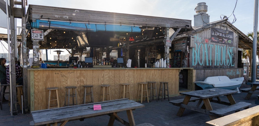 Boat Drinks: Gulf Coast Bars Best Reached by Water